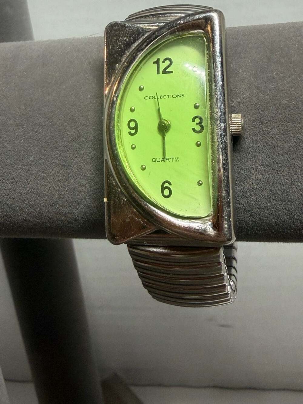 Collections Quartz Women's Watch Lime Green Dial with Stretch Band